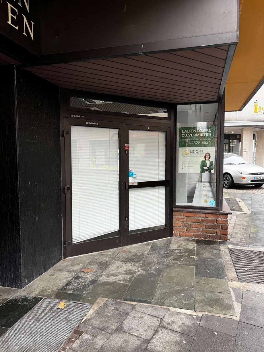 Au�enansicht Eingangst�r Ladenlokal Werne