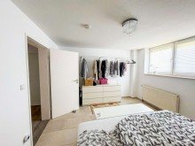 Schlafzimmer Renovierte 3 Zimmer-Souterrain-Wohnung in Ennigerloh