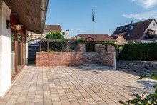 Terrasse Gem�tliches Einfamilienhaus mit weitl�ufigem Garten und Entwicklungspotenzial